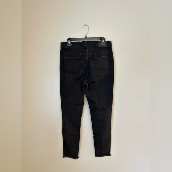 Madewell 10" High Rise Skinny in Berkeley Black - Picture 4 of 8